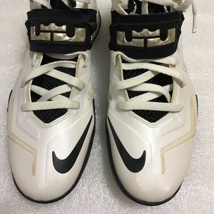 ❗️💯NIKE LEBRON ZOOM SOLDIER VII(7) TB💯❗️